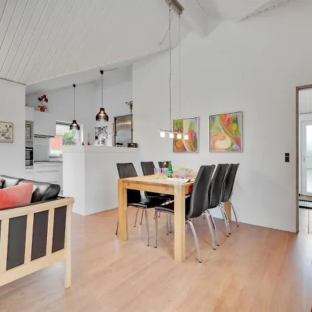 Holiday home Athisl - 800m From The Sea In Djursland And Mols By Interhome Ebeltoft