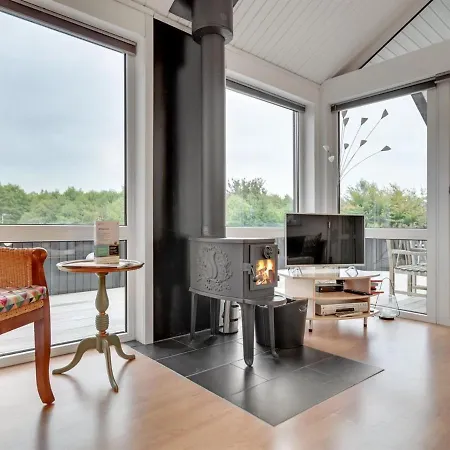 Holiday home Athisl - 800m From The Sea In Djursland And Mols By Interhome *