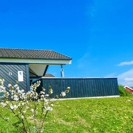 Athisl - 800m From The Sea In Djursland And Mols By Interhome *