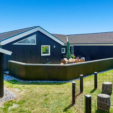 Holiday home Athisl - 800m From The Sea In Djursland And Mols By Interhome *