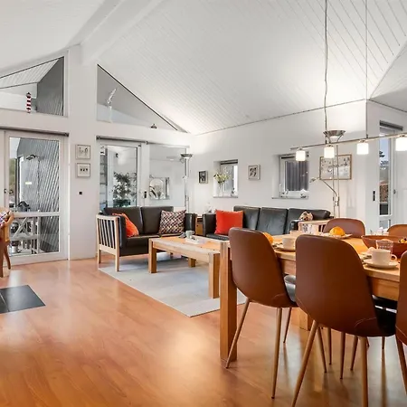 Athisl - 800m From The Sea By Interhome * Ebeltoft